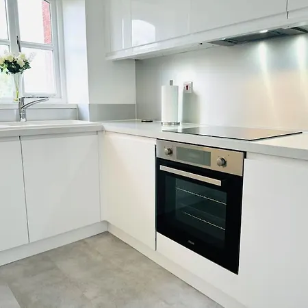 Thames View Apartment In Лондон Экстерьер фото