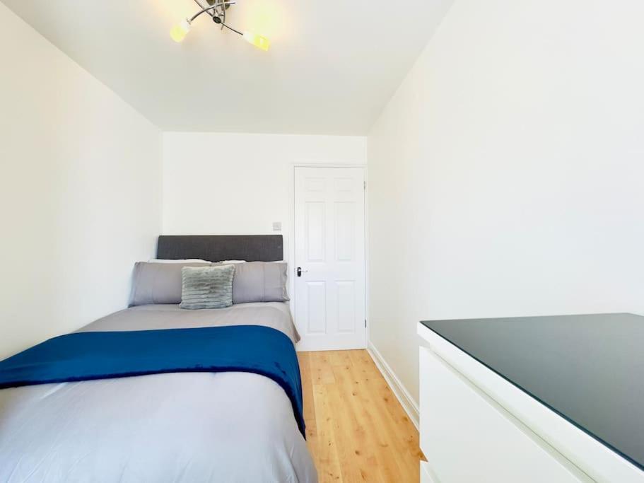 Thames View In Апартаменты Лондон